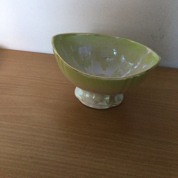 Vintage Royal Winton green lusterware bowl - Picture 2 of 8